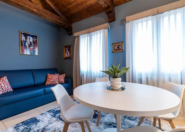 Vivaldi Suites R&R